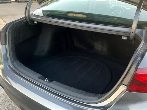 Used 2024 Kia Forte LXS image 12