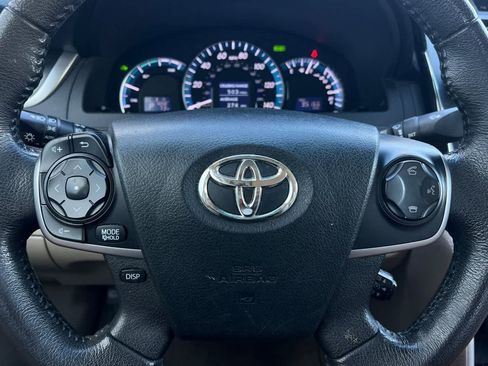 Used 2012 Toyota Camry XLE w/ Convenience Pkg image 24
