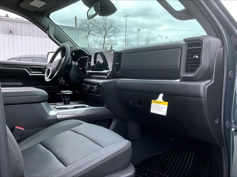 New 2026 Chevrolet Silverado 1500 LTZ w/ LTZ Premium Package AWD/4WD image 10