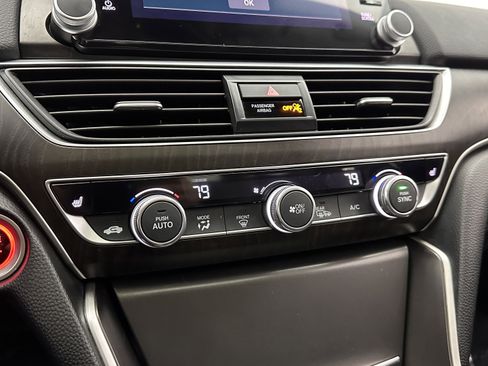Used 2021 Honda Accord EX-L image 18