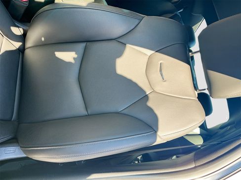 Used 2025 Cadillac CT4 Premium Luxury image 18