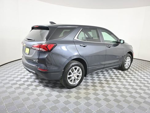 Used 2022 Chevrolet Equinox LT image 6