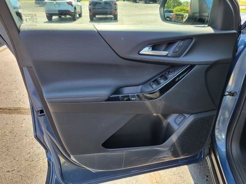 New 2026 Chevrolet Equinox LT w/ Convenience Package II AWD/4WD image 5