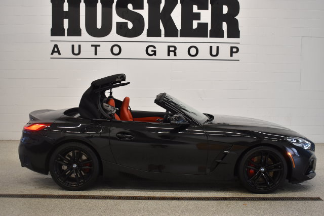 Used 2022 BMW Z4 M40i w/ Premium Package RWD image 8