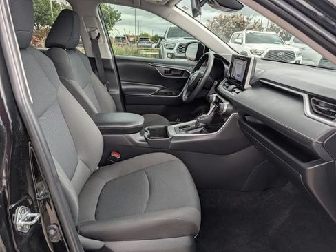 Used 2024 Toyota RAV4 LE FWD image 29