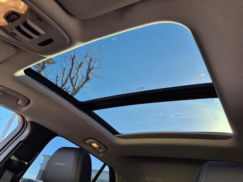 New 2026 Buick Encore GX Avenir w/ Avenir Convenience Package image 5