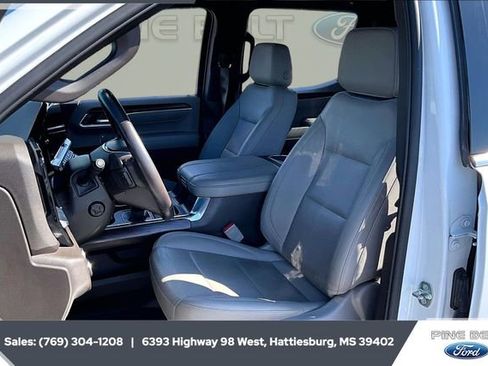 Used 2023 GMC Sierra 1500 SLT w/ SLT Premium Package image 19