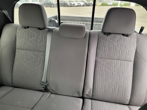 Used 2019 Toyota Tacoma TRD Off-Road image 11