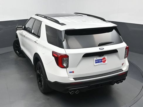 Used 2023 Ford Explorer ST w/ Equipment Group 401A AWD/4WD image 35