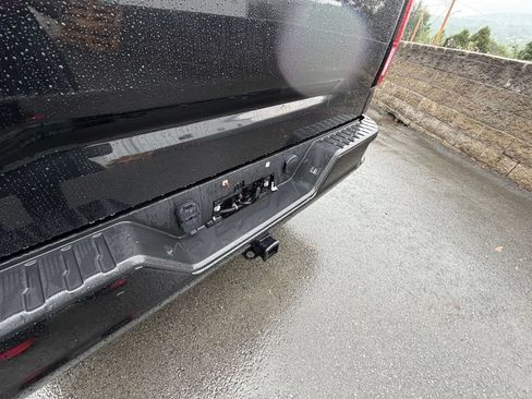 Used 2021 GMC Sierra 1500 Elevation w/ Preferred Package AWD/4WD image 11
