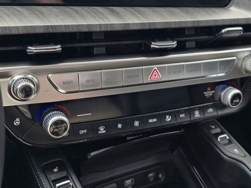 New 2025 Kia Telluride EX w/ EX Captain's Chair Package image 14