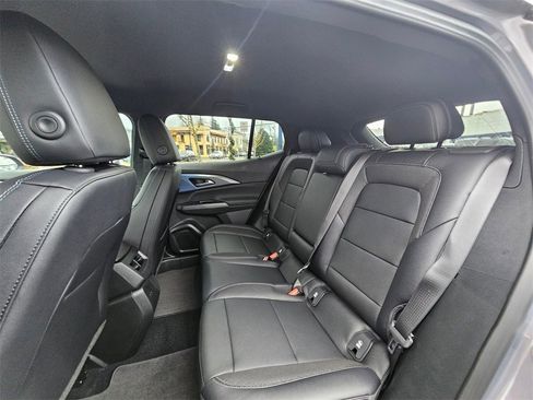 New 2026 Chevrolet Equinox EV LT image 19