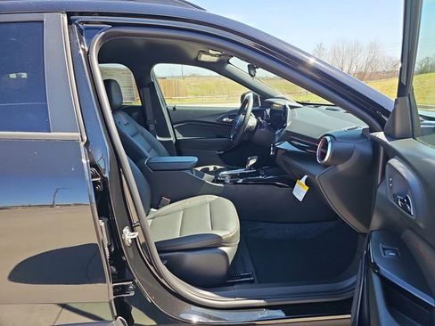 New 2026 Chevrolet Trax RS w/ Driver Confidence Package FWD image 27