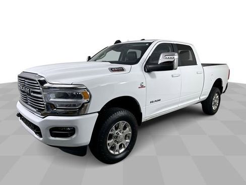 Used 2024 RAM 2500 Laramie w/ Safety Group AWD/4WD image 1