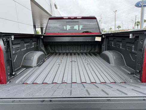 Used 2025 GMC Sierra 2500 AT4 w/ AT4 Premium Plus Package AWD/4WD image 11