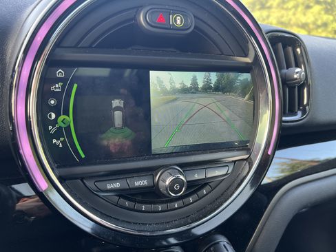 Used 2019 MINI Cooper Countryman S w/ Yin Yang Edition FWD image 22