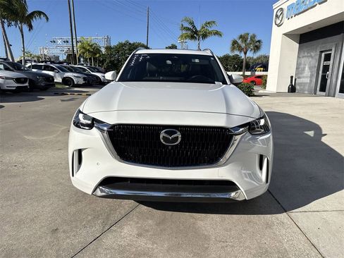 Used 2024 MAZDA CX-90 3.3 Turbo S w/ Premium Package image 9