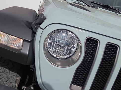 Used 2023 Jeep Wrangler Unlimited Rubicon AWD/4WD image 18