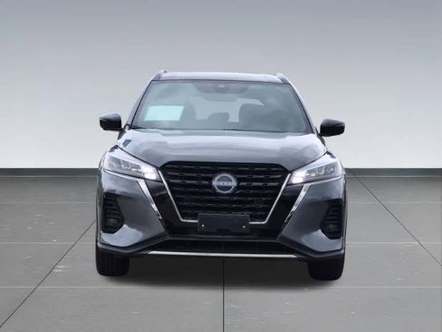 Used 2024 Nissan Kicks SR FWD image 7