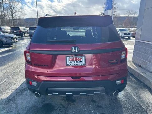 Used 2023 Honda Passport TrailSport image 5
