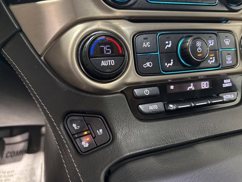 Used 2019 GMC Yukon Denali image 31