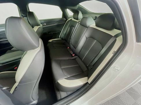Used 2025 Kia K5 GT-Line FWD image 25