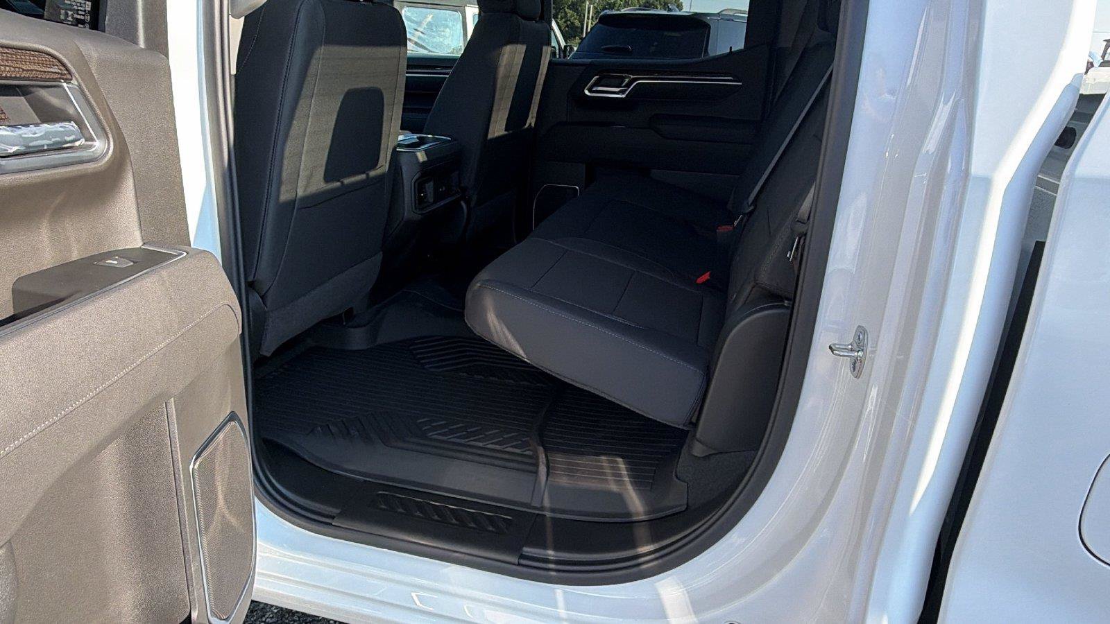 New 2026 Chevrolet Silverado 1500 RST AWD/4WD image 19