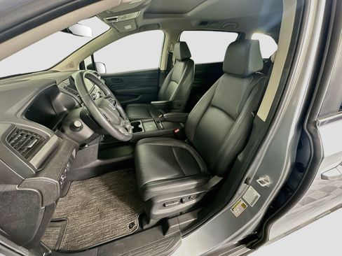 Used 2025 Honda Odyssey EX-L image 13