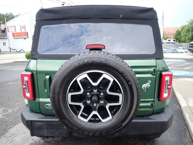 Used 2023 Ford Bronco Outer Banks AWD/4WD image 4