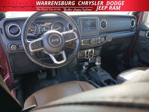Used 2021 Jeep Wrangler Unlimited Sahara w/ Cold Weather Group image 17