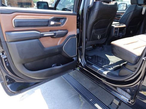 Used 2023 RAM 1500 Limited AWD/4WD image 23