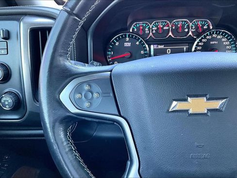 Used 2018 Chevrolet Silverado 1500 LTZ w/ Texas Edition AWD/4WD image 17
