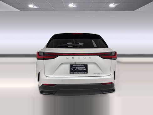 Used 2024 Lexus NX 350h AWD w/ Vision Package image 10