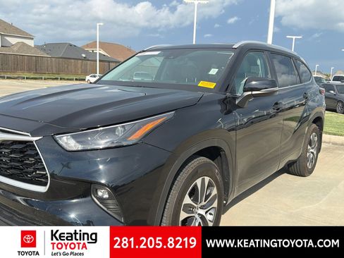 Used 2026 Toyota Highlander XLE AWD/4WD image 7