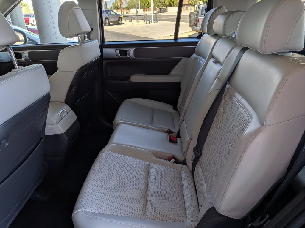 Used 2026 Hyundai Santa Fe SEL AWD/4WD image 27