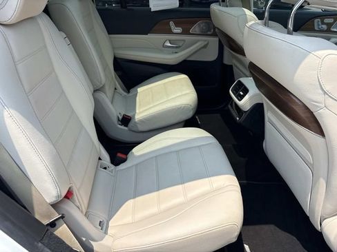 Used 2021 Mercedes-Benz GLS 580 4MATIC image 20
