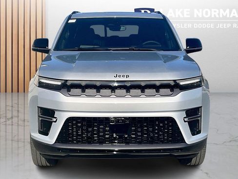 New 2026 Jeep Grand Wagoneer Limited AWD/4WD image 3