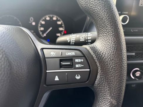 Used 2023 Honda HR-V LX image 24