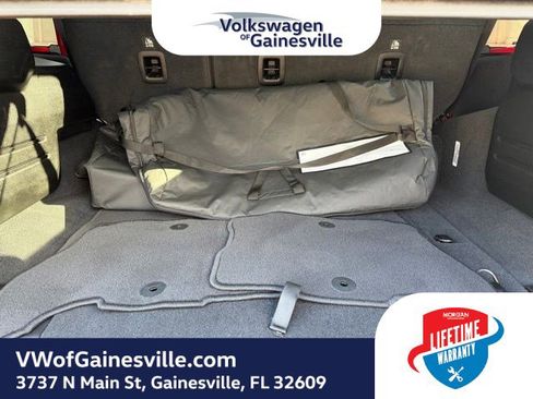 Used 2025 Jeep Wrangler Sahara image 7