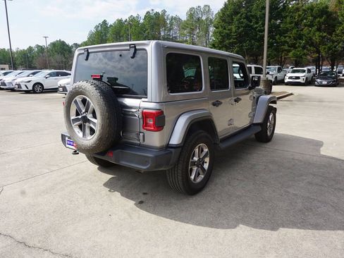 Used 2018 Jeep Wrangler Unlimited Sahara image 23