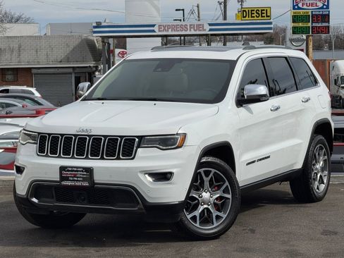 Used 2019 Jeep Grand Cherokee Limited w/ Luxury Group II image 9