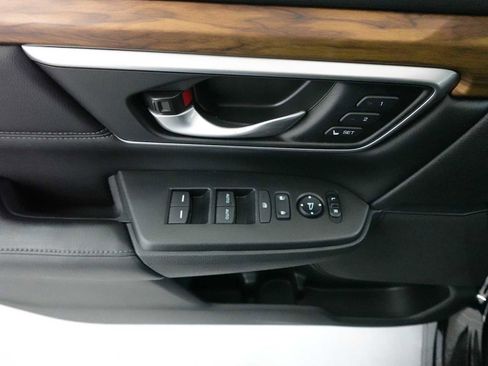 Certified 2019 Honda CR-V Touring image 11