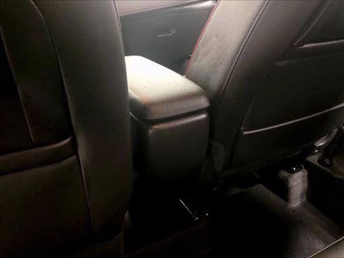 Used 2024 Chevrolet TrailBlazer RS w/ Driver Confidence Package image 28