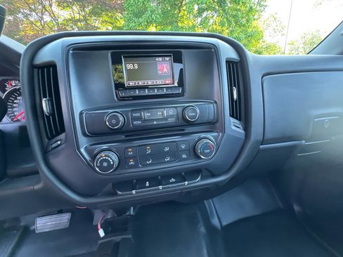 Used 2015 GMC Sierra 2500 4x4 Regular Cab w/ Sierra Convenience Package image 16