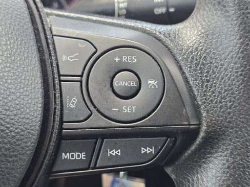 Certified 2023 Toyota RAV4 LE FWD image 27