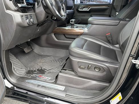 Used 2024 Chevrolet Silverado 1500 LT Trail Boss w/ LT Trail Boss Premium Package image 9