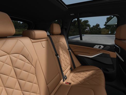 New 2025 BMW X5 xDrive50e w/ M Sport Package image 10