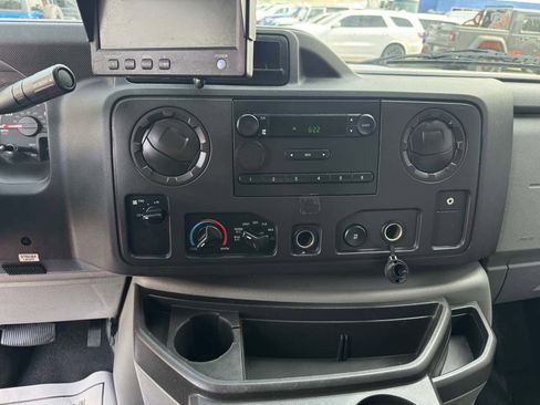 Used 2013 Ford E-150 and Econoline 150 w/ PWR Group RWD image 10