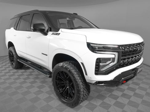 Used 2026 Chevrolet Tahoe Z71 w/ Comfort Package image 4