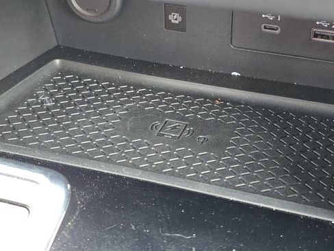 Used 2024 Nissan Pathfinder Platinum AWD/4WD image 14